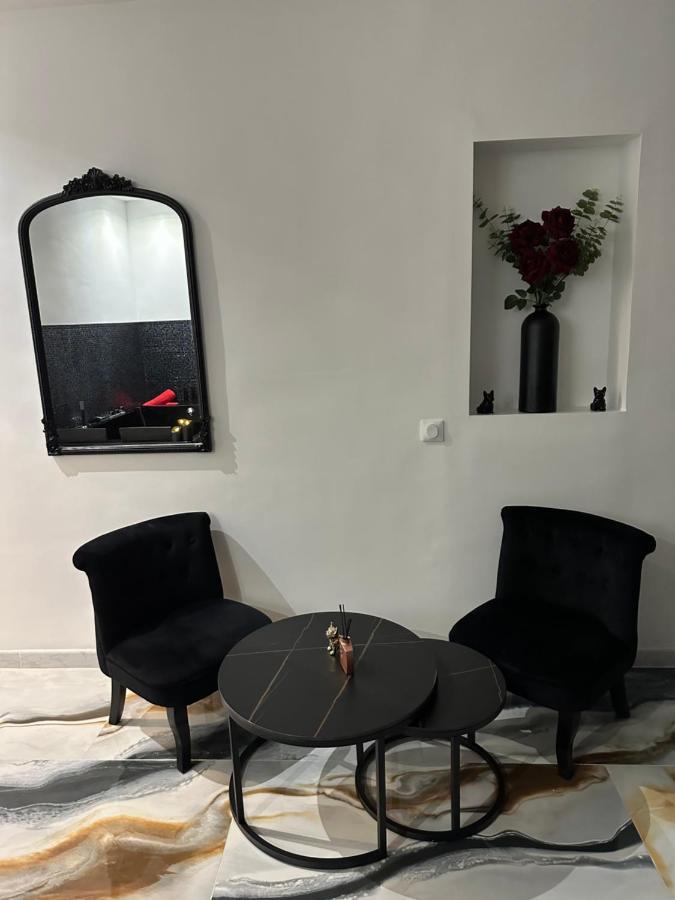 Suite De Prestige Avec Spa & Cinema 이브리쉬르센 외부 사진