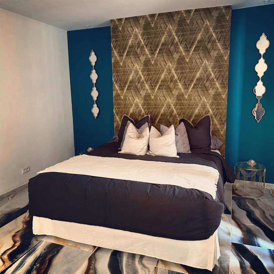 Suite De Prestige Avec Spa & Cinema 이브리쉬르센 외부 사진